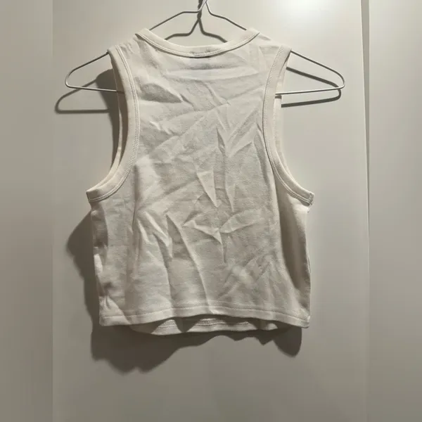 Pacsun Cherry Embroidered‎ White Tank Crop Top Size XS - Image 6