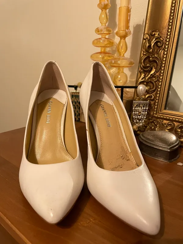 Gianni Bini White Pumps - Image 3