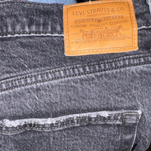Great condition‎ Levi's
Ribcage Straight Ankle Jeans - Image 6