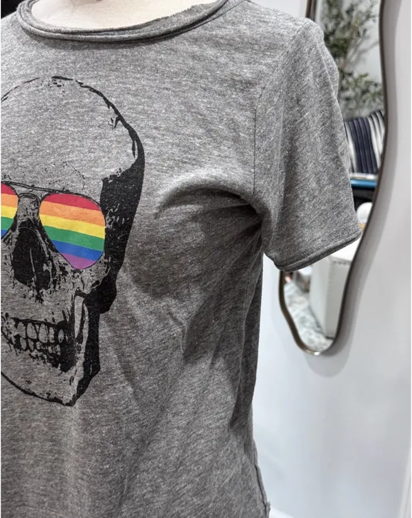 Chaser Grey Skull Graphic T-Shirt - Image 3