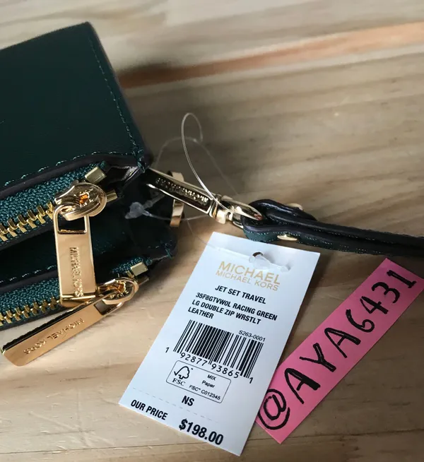 Michael Kors Wallet - Image 6