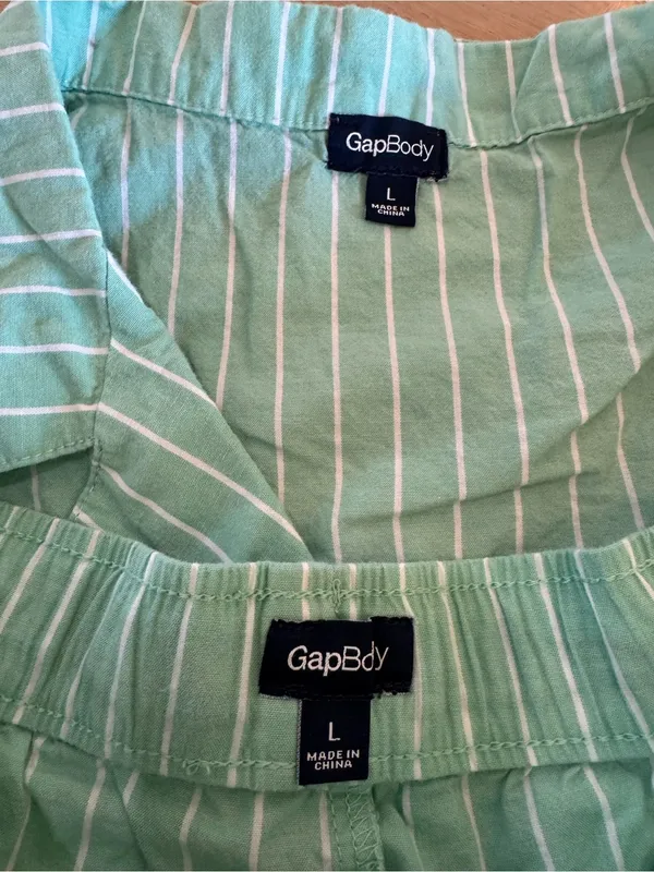 GAP BODY poplin cotton short sleeve top and shorts pajama green stripe set large - Image 3