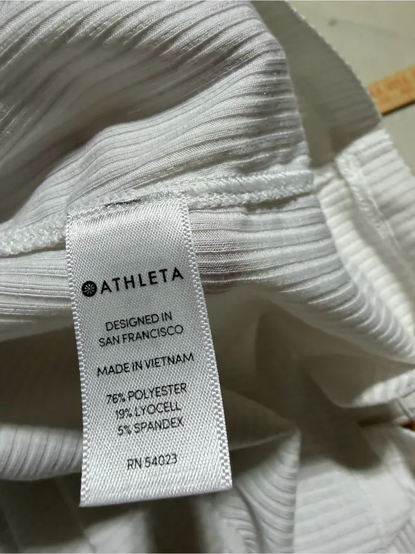 Athleta White Ribbed Tank Top Women medium - Image 3