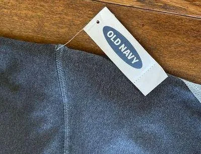 Old Navy Active Go-Dry Striped Leggings - Image 3