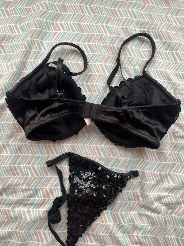 Victoria’s Secret vintage Y2K black sequined bra and thong panty set - Image 6