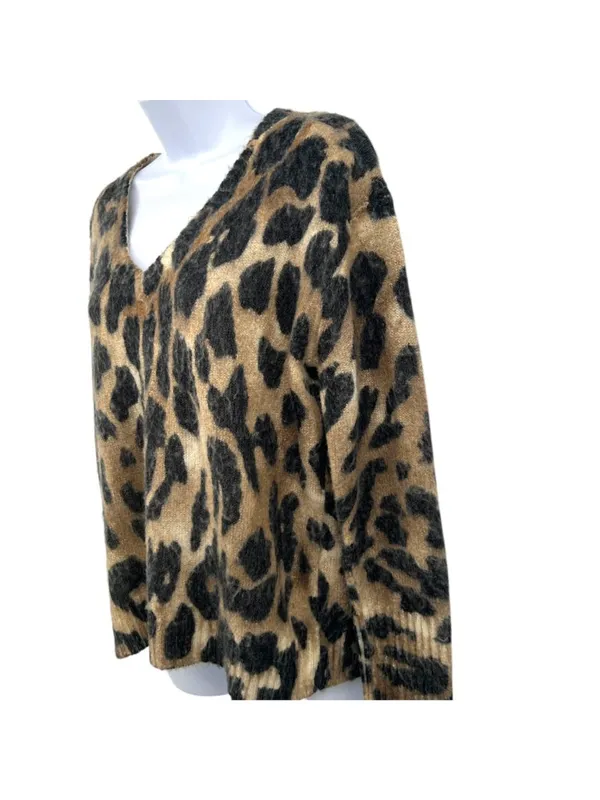 Young Fabulous & Broke Fuzzy Leopard Print V-Neck Sweater Size S/M Indie Casual - Image 4