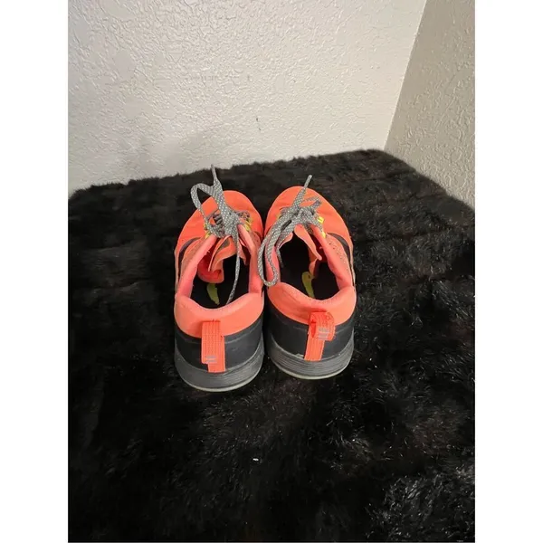 Nike Womens Metcon FlyWire 813101-800 Orange Running Shoes Sneakers Size 7.5 - Image 3