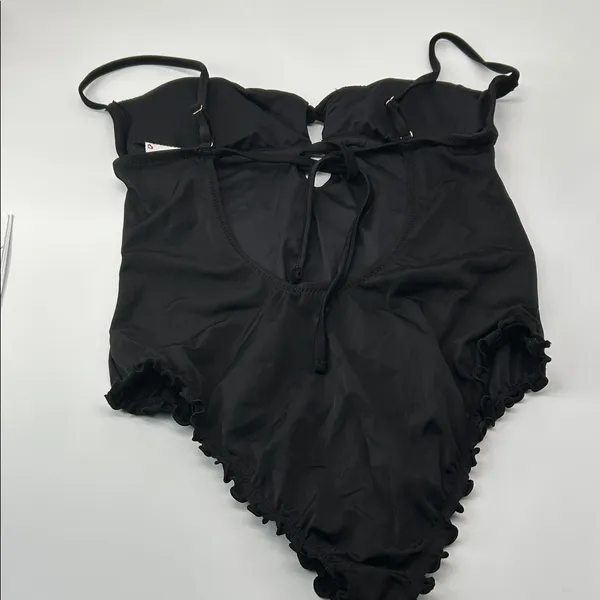 Elegant Black One - Image 9