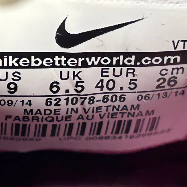 Nike Pink Performance Athletic Shoes with Breathable Mesh - Image 9