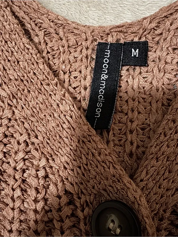 moon & madison Cropped Button-Front Chunky Knit Cardigan - Brown - Image 3