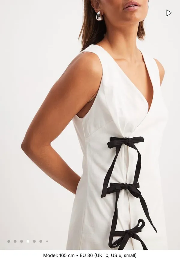 NA-KD maxi Dress with black bow - Image 2