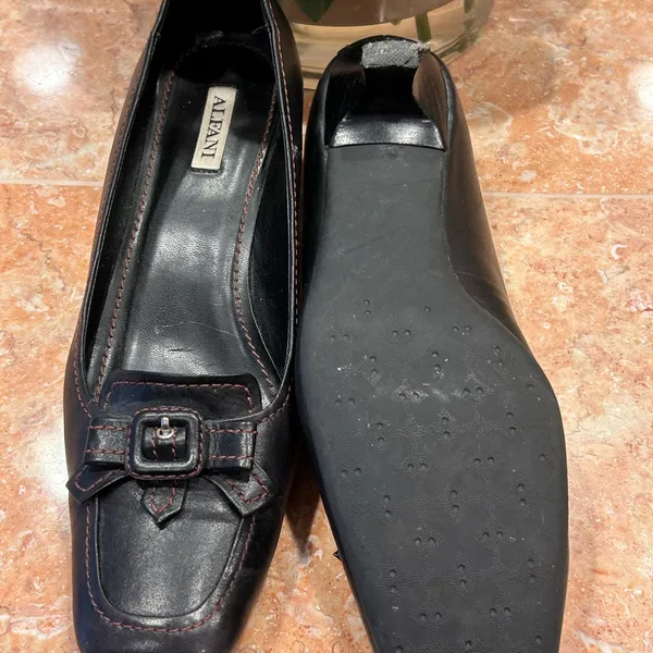 Alfani Black Leather Kitten Heels Women’s Shoex Sz 8.5 M - Image 3