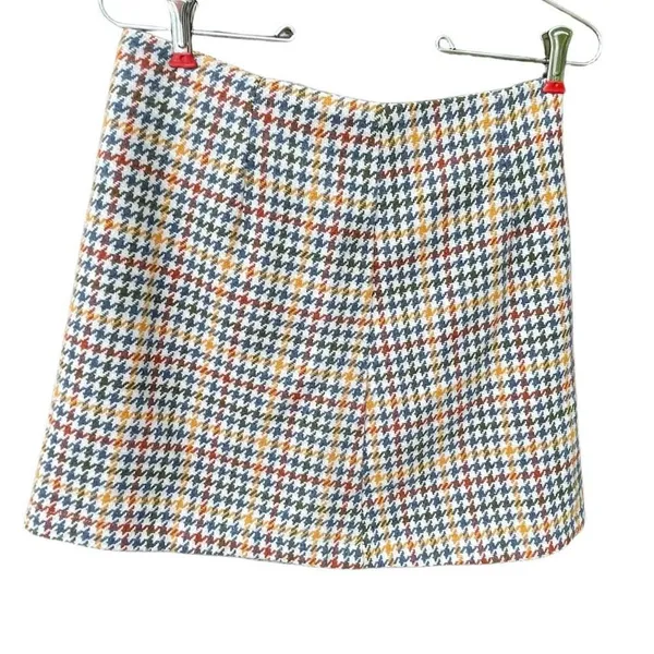 Sadie & Sage size S houndstooth poly wool blend skirt. - Image 2