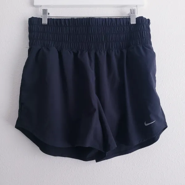 Nike Dri-Fit Mid Rise Lined Athletic Shorts - Image 2