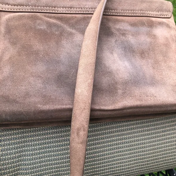 Kate Spade Brenton Madison Avenue Peach Court Tan Cross Body Purse - Image 10