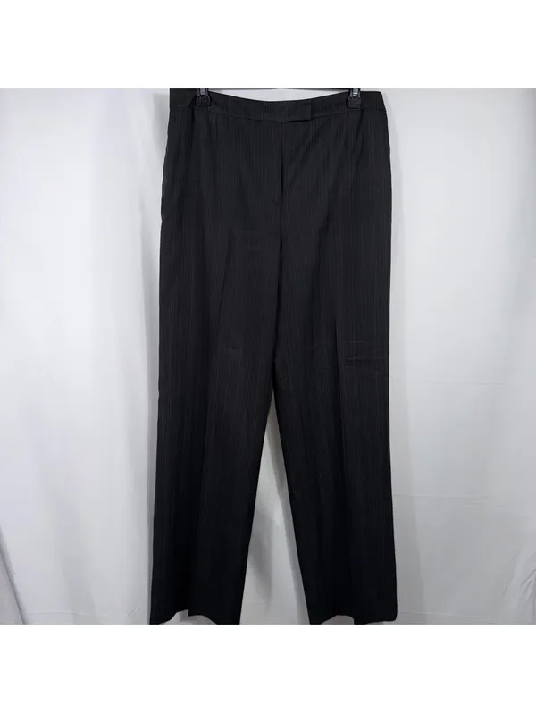 Evan-Picone Women’s Black Pinstripe 2-Piece Pant Suit Size 8 - Image 3