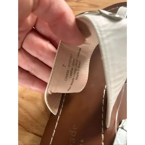 Kate spade white and silver heart thong slippers women’s chase size 7M - Image 3