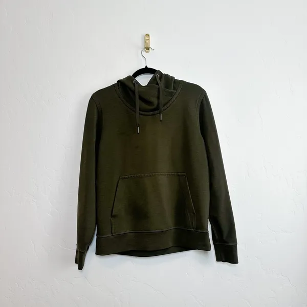 Lululemon | City Sleek‎ Pullover Athletic Hoodie in Dark Olive - Image 3