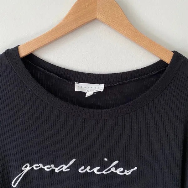 Flutter Good Vibes Only Embroidered Oversized Top Black Short Sleeve Small - Image 4