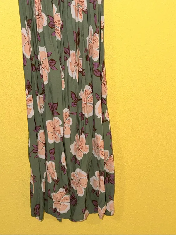 Olive Green Floral Maxi Dress with Puff Sleeves - Image 3