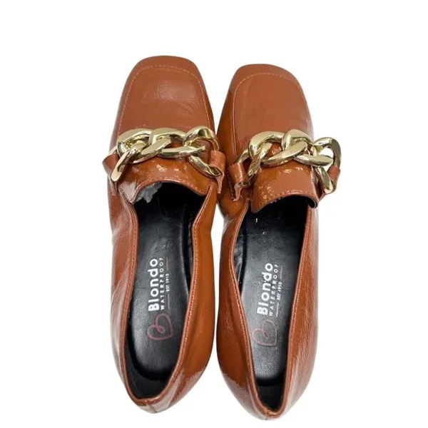 Blondo Loafers‎ Size 5 Brown Slip On Waterproof Block Heel Chain Detail NEW - Image 3