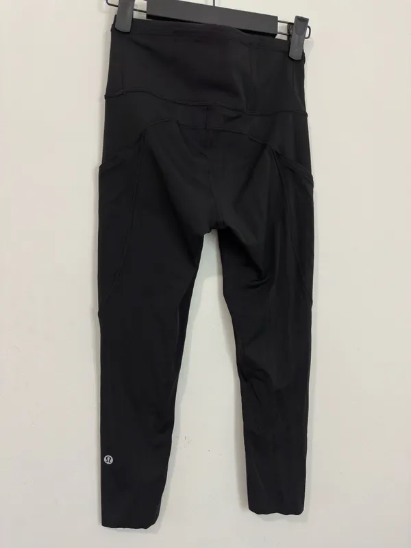 Lululemon Fast & Free Crop Leggings - Image 4