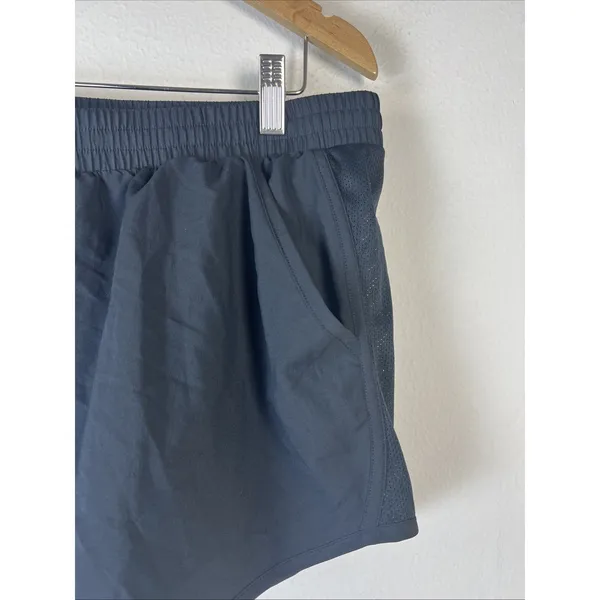 Under Armour Fly By 2.0 Running Shorts Black Womens Size XL Loose Activewear - Image 3