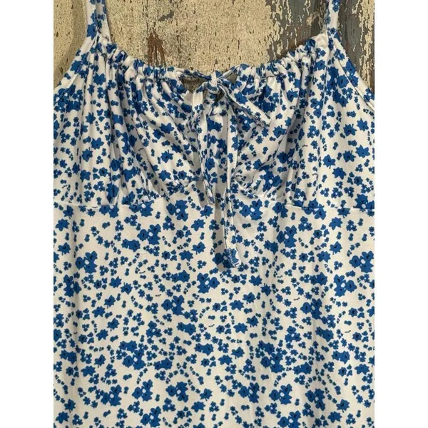 Blue and White Floral Summer Dress size Small - Image 2