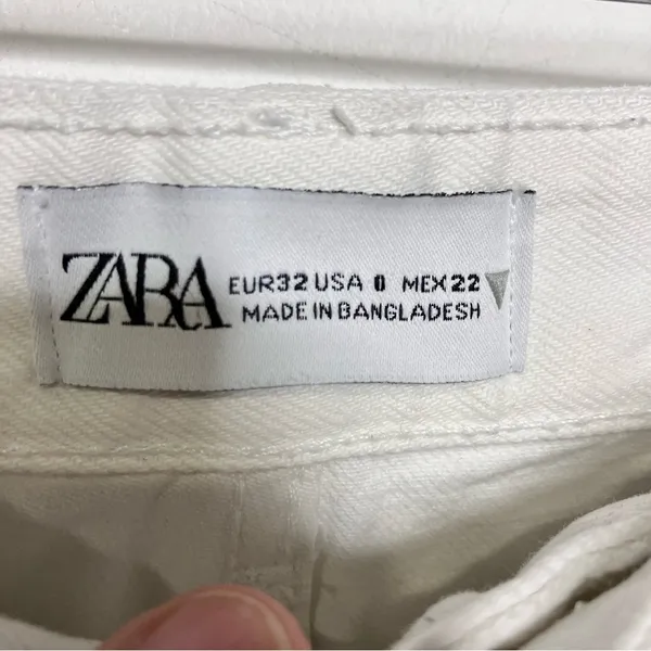 Zara white wide‎ leg jeans size 0 - Image 3