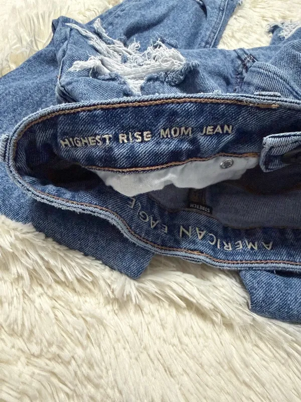 American Eagle Highest Rise Mom Jean - Image 6