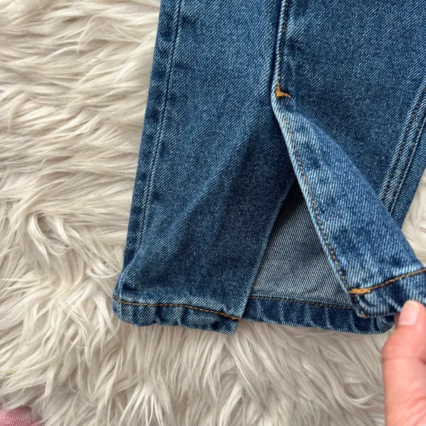 Hidden Jeans Tracey Pintuck Slit-Front High Waisted Crop Jeans - Image 5