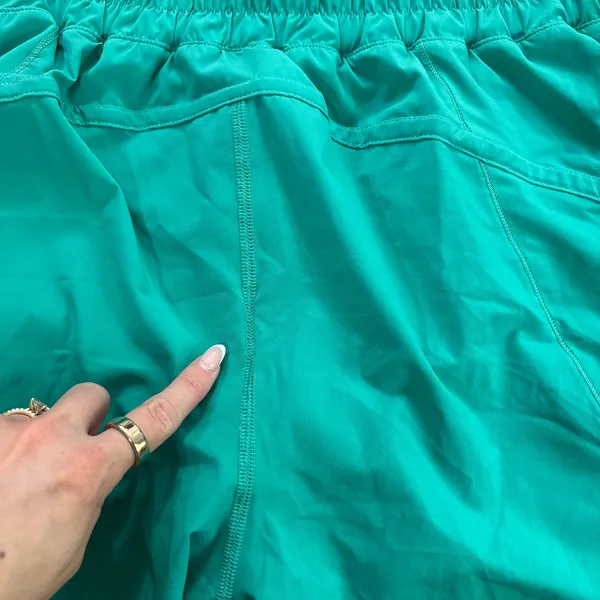 Lululemon Track That Mid-Rise Lined Short 5" Maldives Green Women Size 14 - Image 5