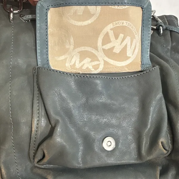 VTG Michael‎ Kors Y2K Distressed Boho Gorpcore Purse Chunky Silver Leather Bag - Image 8