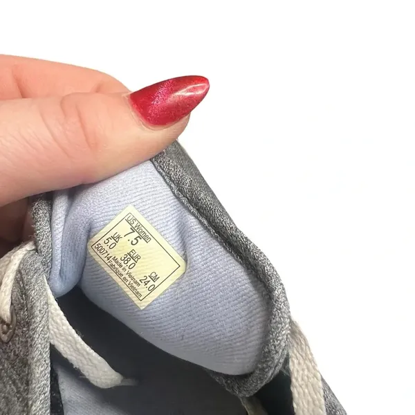Vans Women's Atwood Low Rock Textile Grey‎ Lace-Up Skate Shoes Women's Size 7.5 - Image 10
