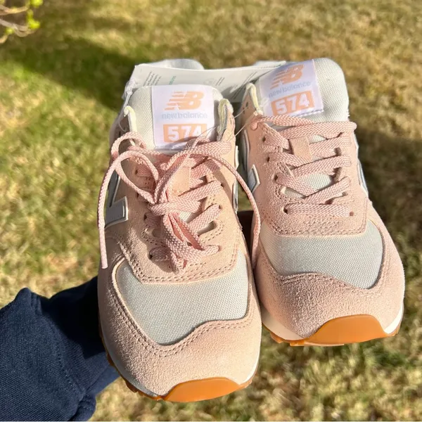 NEW! Balance 574‎ Pink Size 5 Sneakers new without box - Image 3