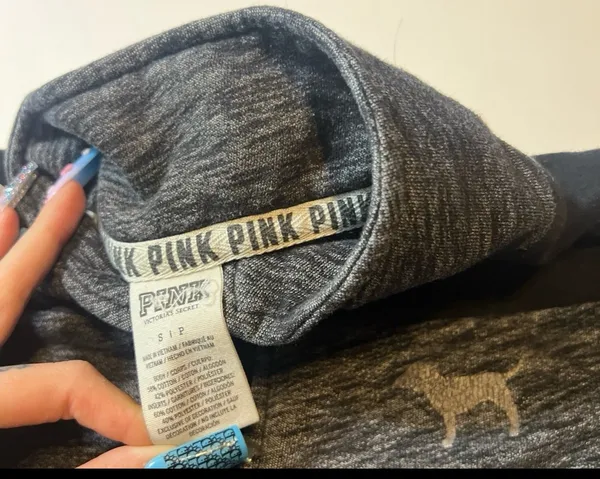 PINK Victoria’s Secret Love Pink Sweatshirt - Image 4