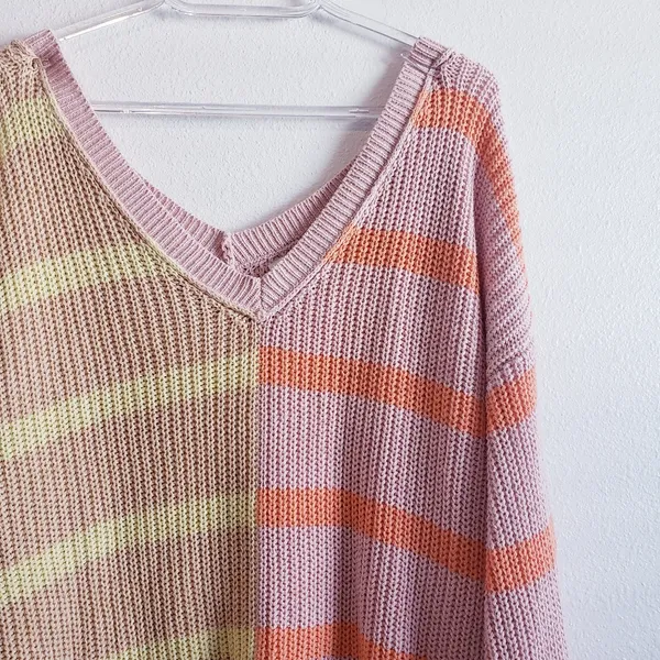 American Egale Stripped Chunky Lightweight V-Neckline Sweater - Image 4
