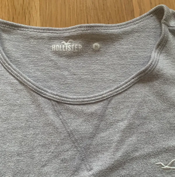 Hollister Fleece PJ/ Lounge Top - Image 4