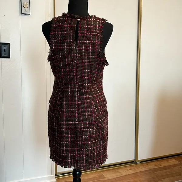Majorelle Brown and Pink Vintage Sleeveless Tweed Dress - Image 5
