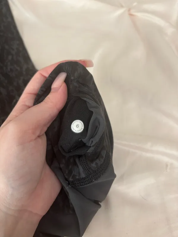 Lululemon Leggings Wunder Under 25" High-Rise - Image 3