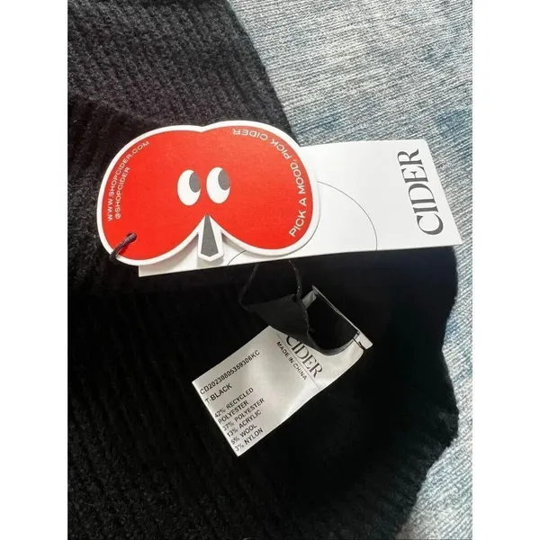 NWT! Cider Black Ribbed Knit Zip Mock Neck Cropped Sweater Large - Image 4