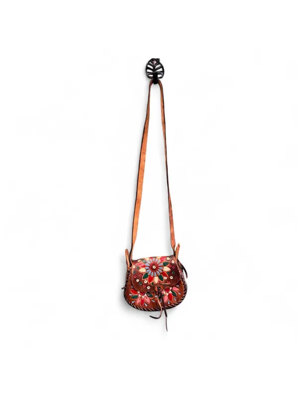 Vintage 70s Hand Tooled Brown Leather Floral Crossbody Boho Mexican Saddle Bag - Image 3