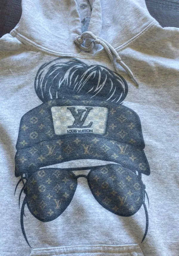Gildan Hoodie - Image 5
