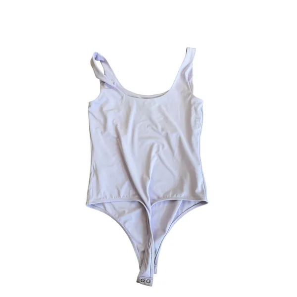 Express Body Contour Lavender Purple Scoop Neck Sleeveless Bodysuit‎ Medium - Image 2