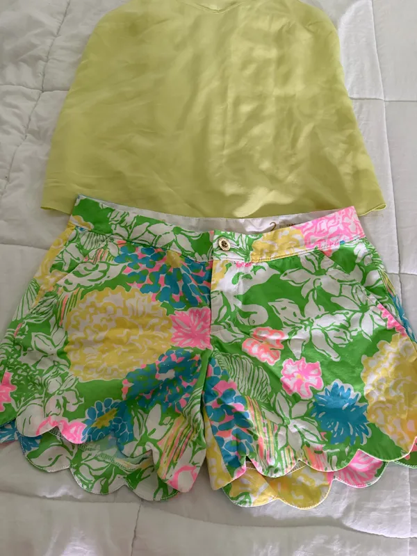 Lululemon shorts & neon yellow top - Image 6