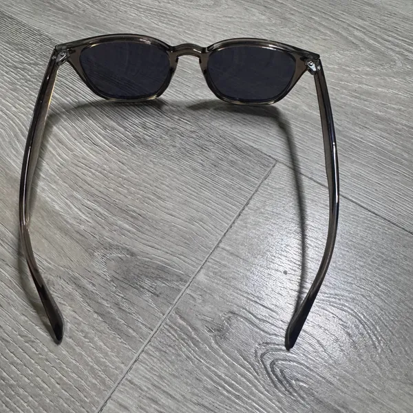 WearMe Pro WMP WAY090 BLK Translucent Brown Square Sunglasses 50-22-144 - Image 6