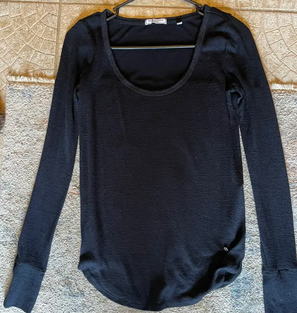 Abercrombie Long Sleeve - Image 2