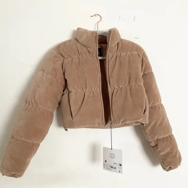 Alo Yoga Micro Corduroy Dreamy Puffer Chai Latte XXS - Image 8