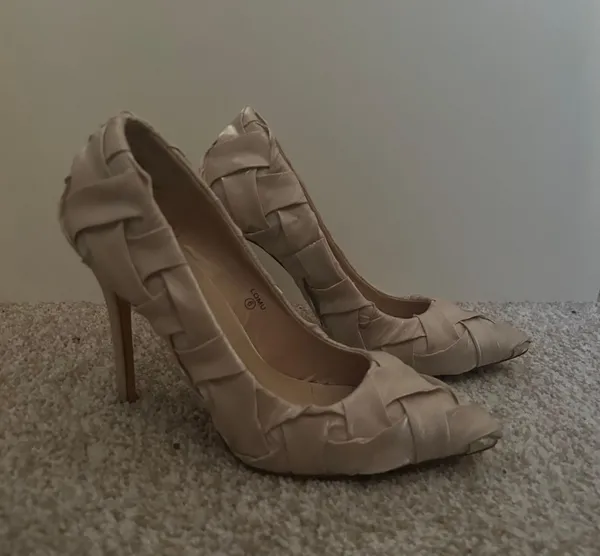 Light Nude Satin Woven Pointed-Toe Pumps - Image 2