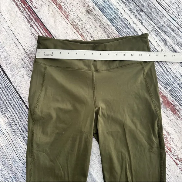 Vuori Olive Green Women's Active Leggings - Image 8